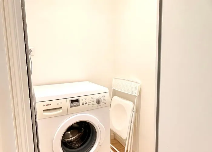 Hyper Centre 100m De La * Ajaccio (Corsica)